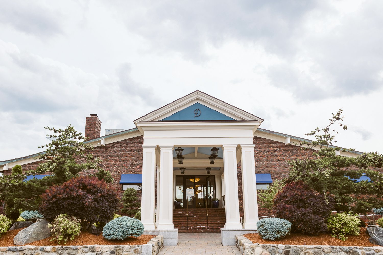 Danversport Yacht Club Front Entrance 