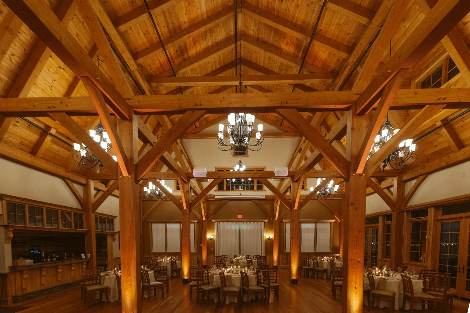 Red Barn at Outlook Farm Wedding Guide