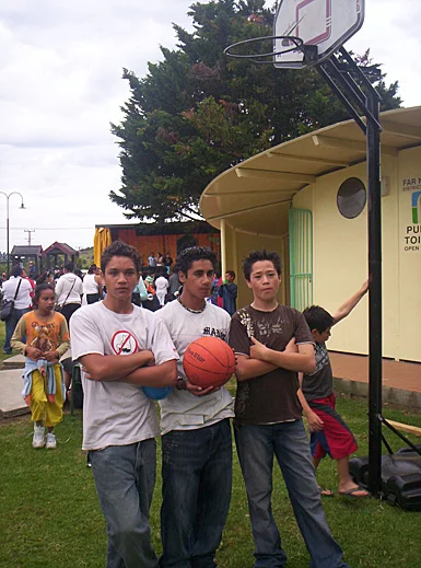 motown day and rache 003.jpg