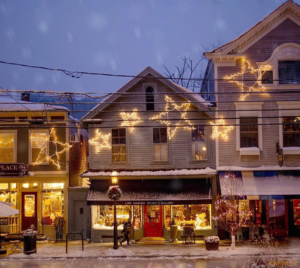 Kim Tyler Christmas 2020 Gallery exterior IMG_3457.JPG