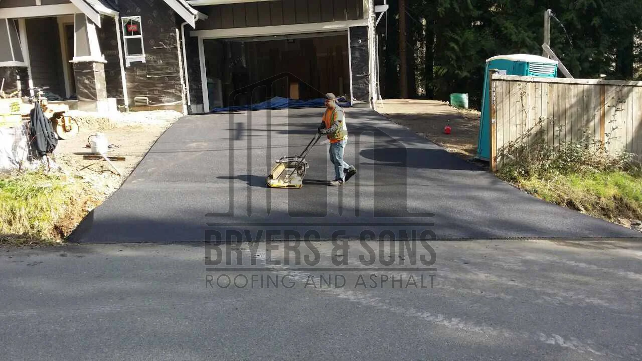 Asphalt paving and compaction work