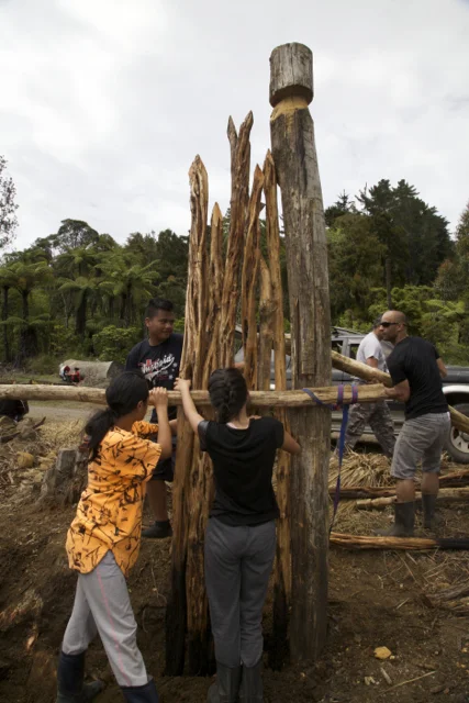 Lashing po in the mara kai:2.jpg