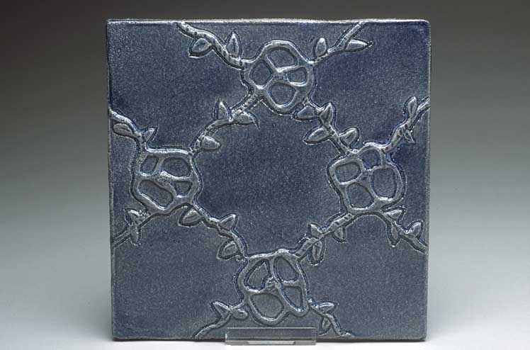  Flower tile