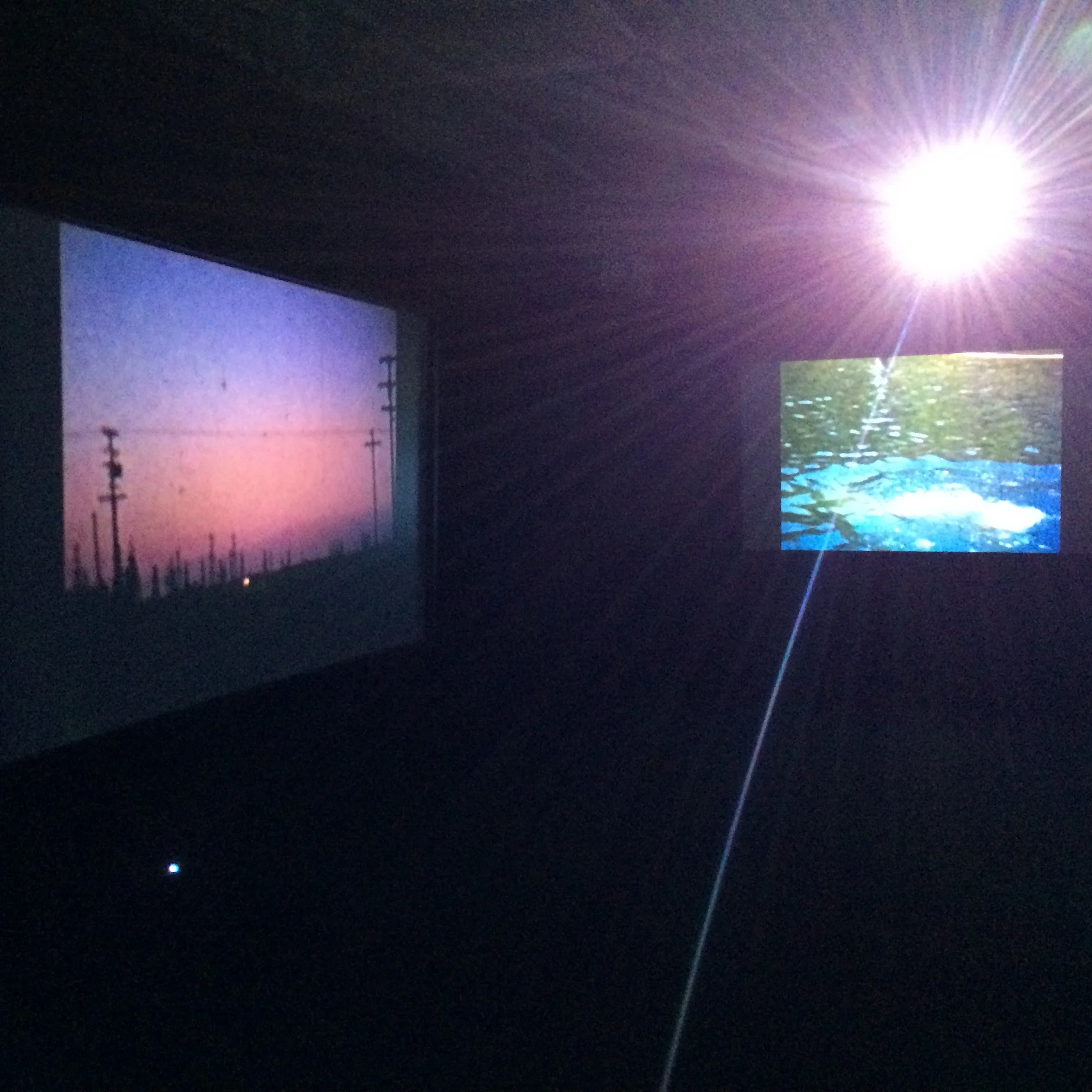 Gallery view, center and right screens.