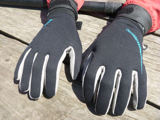 OceanPro Reef Pro Gloves - warm neoprene backs