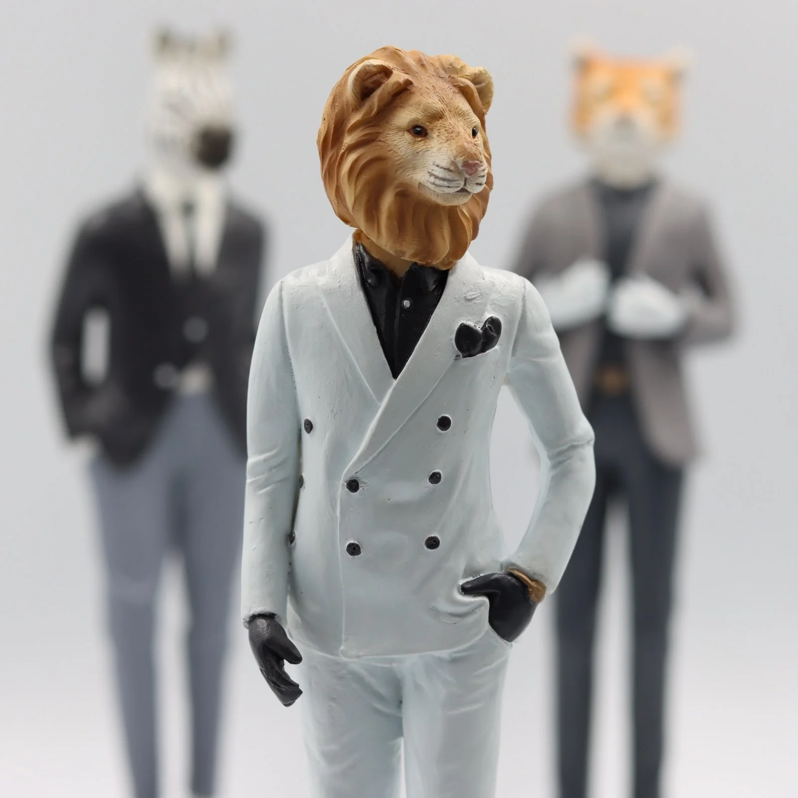 Leon the Lione - BURROW & HIDE– FIGURE CLOSE UP.jpeg