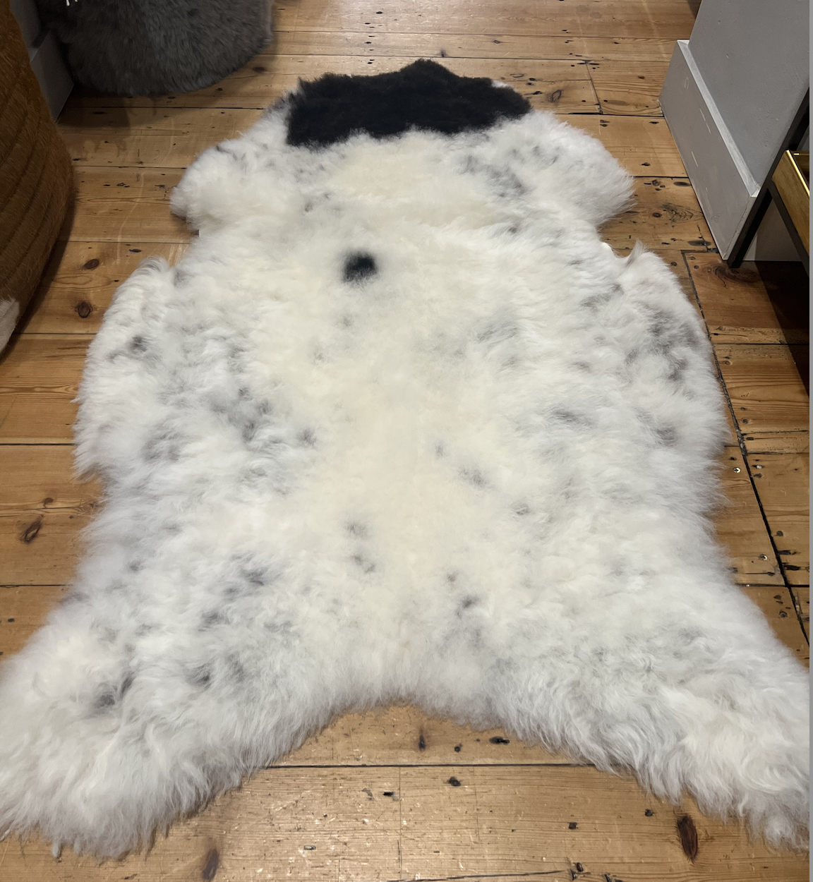 Burrow & Hide %22Aries%22 Rare Breed Sheepskin 2023-01-27 at 16.09.17.png
