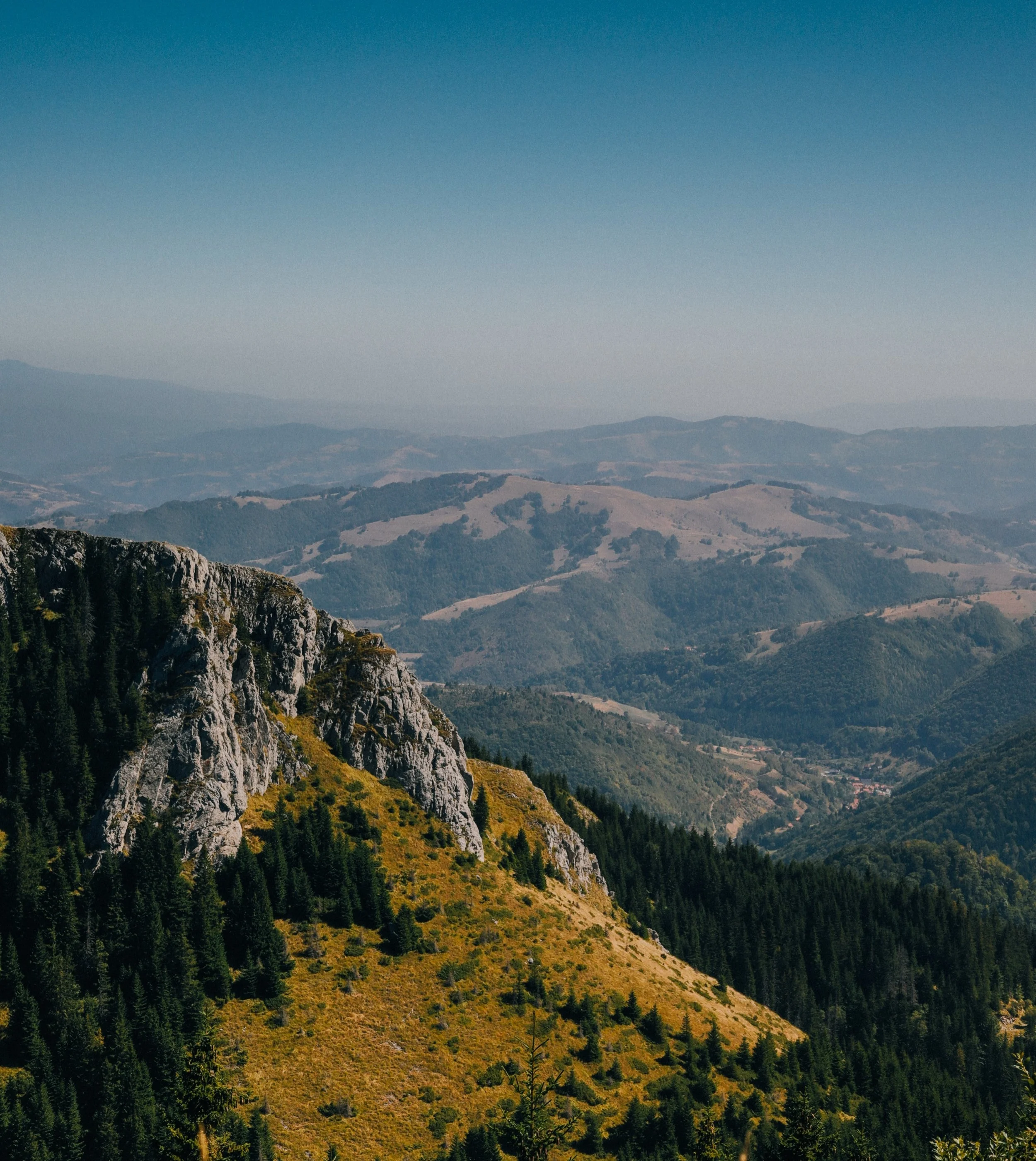 Kopaonik, Serbia. Photo credit: Andrej Nihil at unsplash.com