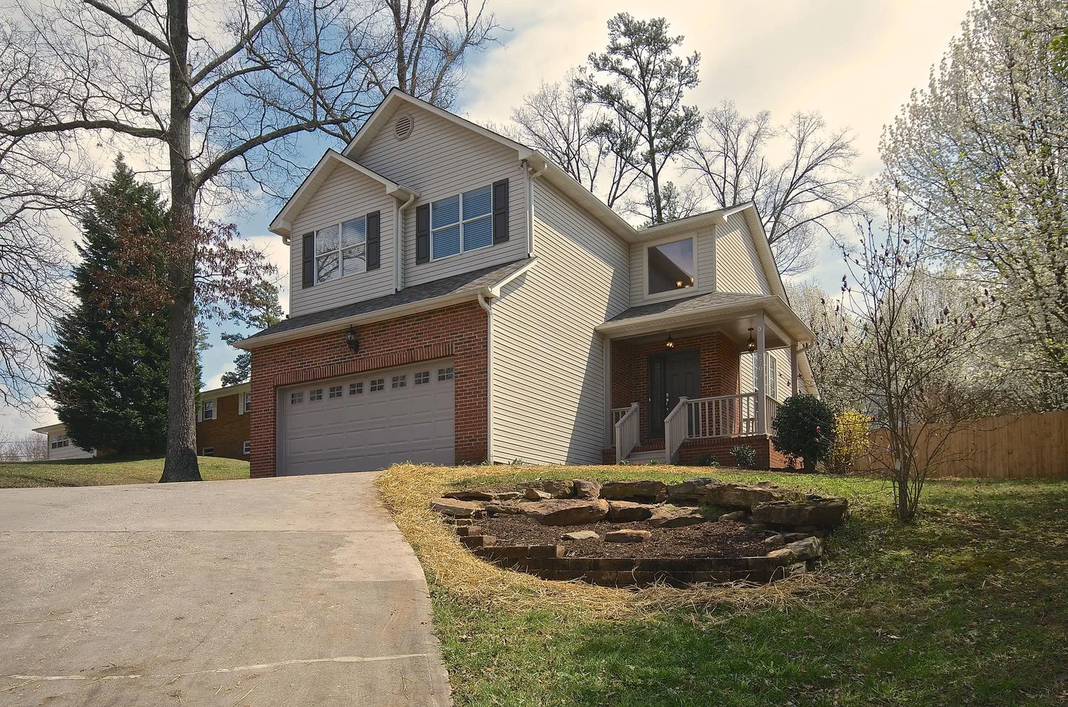 2707 Bakertown Rd Knoxville TN-large-002-Exterior  Front-1500x994-72dpi.jpg