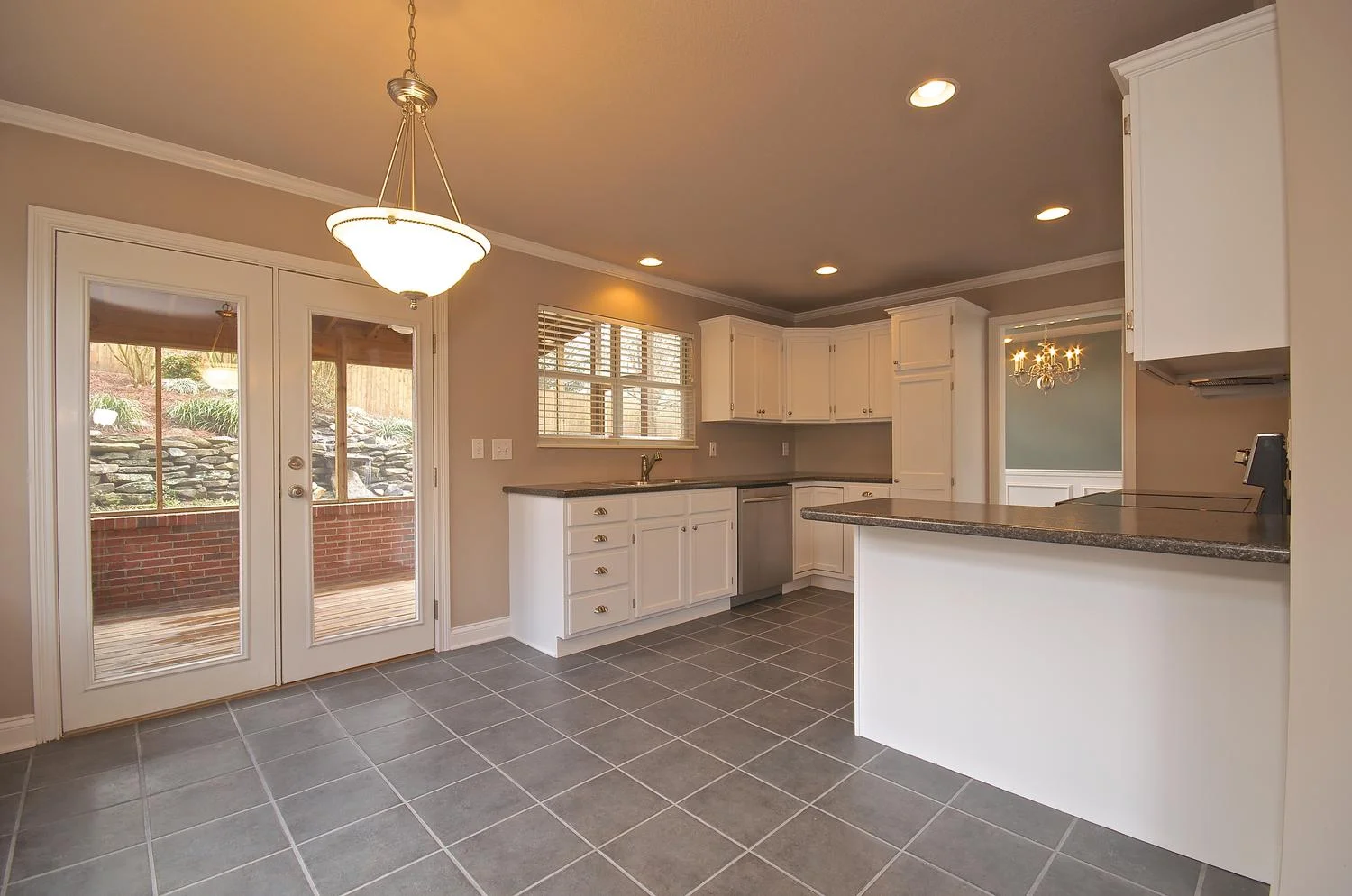 2707 Bakertown Rd Knoxville TN-large-018-Breakfast Area-1500x994-72dpi.jpg