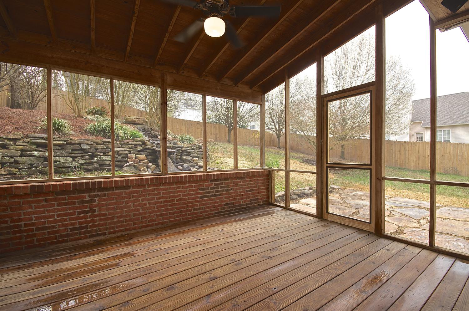 2707 Bakertown Rd Knoxville TN-large-025-Screened Porch-1500x994-72dpi.jpg