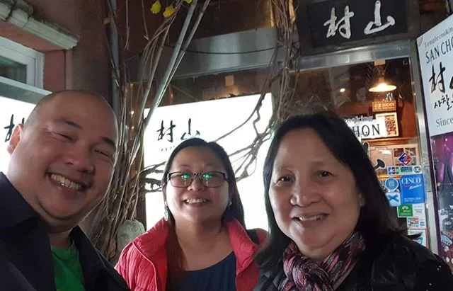Day 6 was spent resting in the morning coz we were too tired from Day 5, exploring the quaint arts and craft stores in Insadong, and then having that awesome 15 course vegetarian dinner to celebrate Mama's 63rd. 
If I had more money of my own and mor