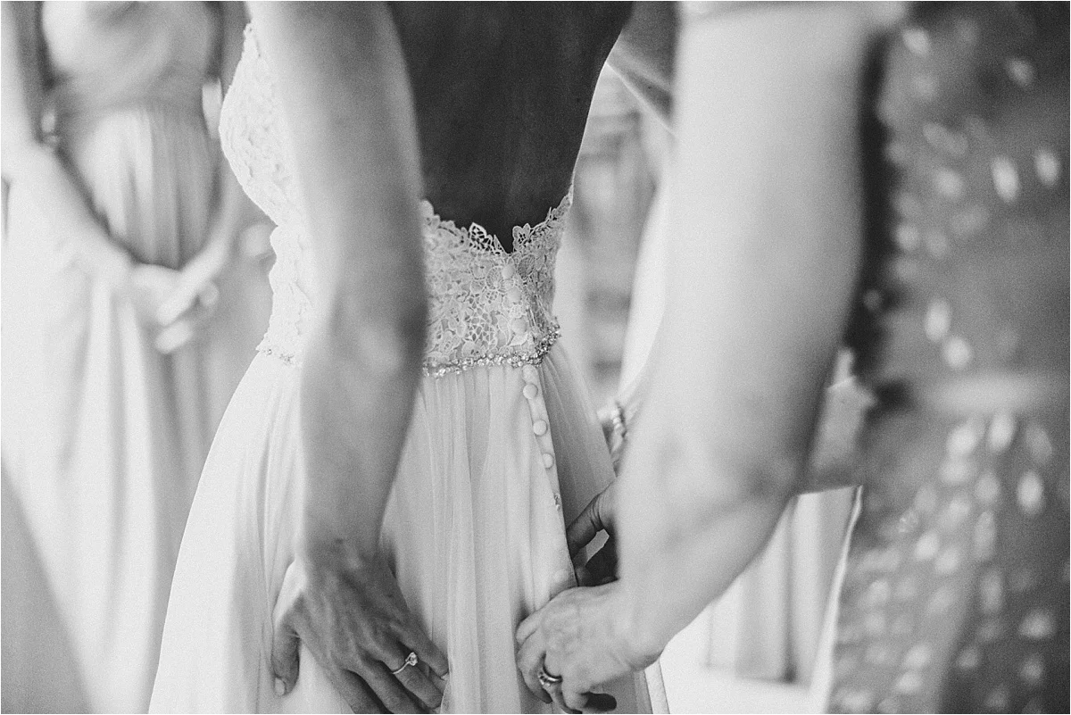 Naomi + Matt Michigan Wedding_0025.jpg