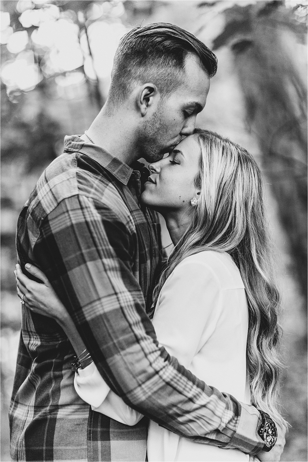 Forest Preserve Engagement Shoot_0022.jpg