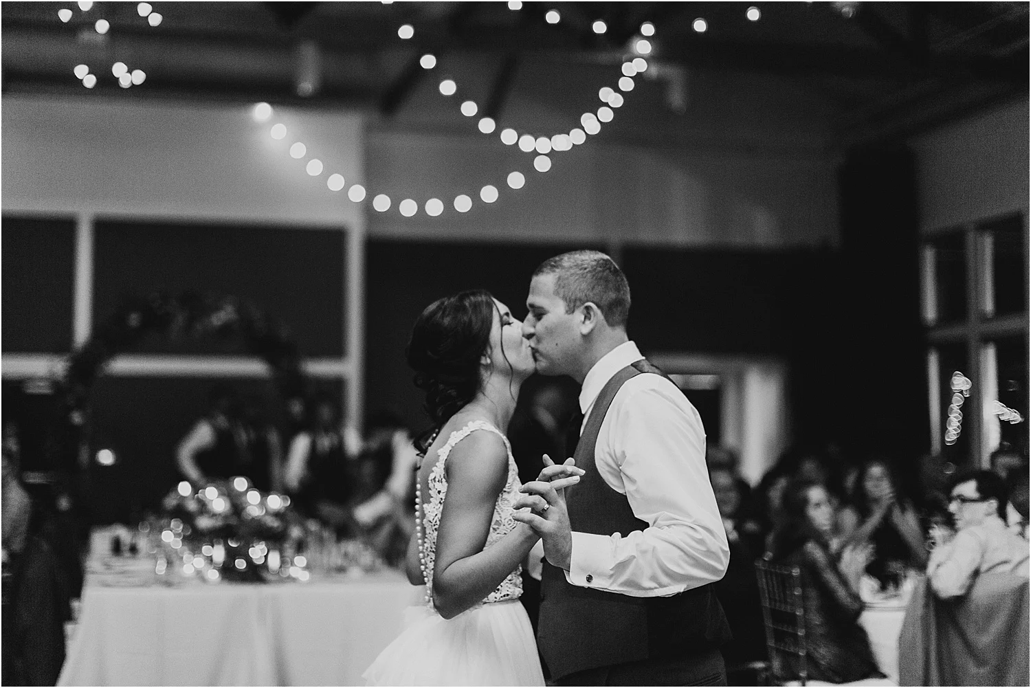 Metropolis Ballroom Wedding_0147.jpg