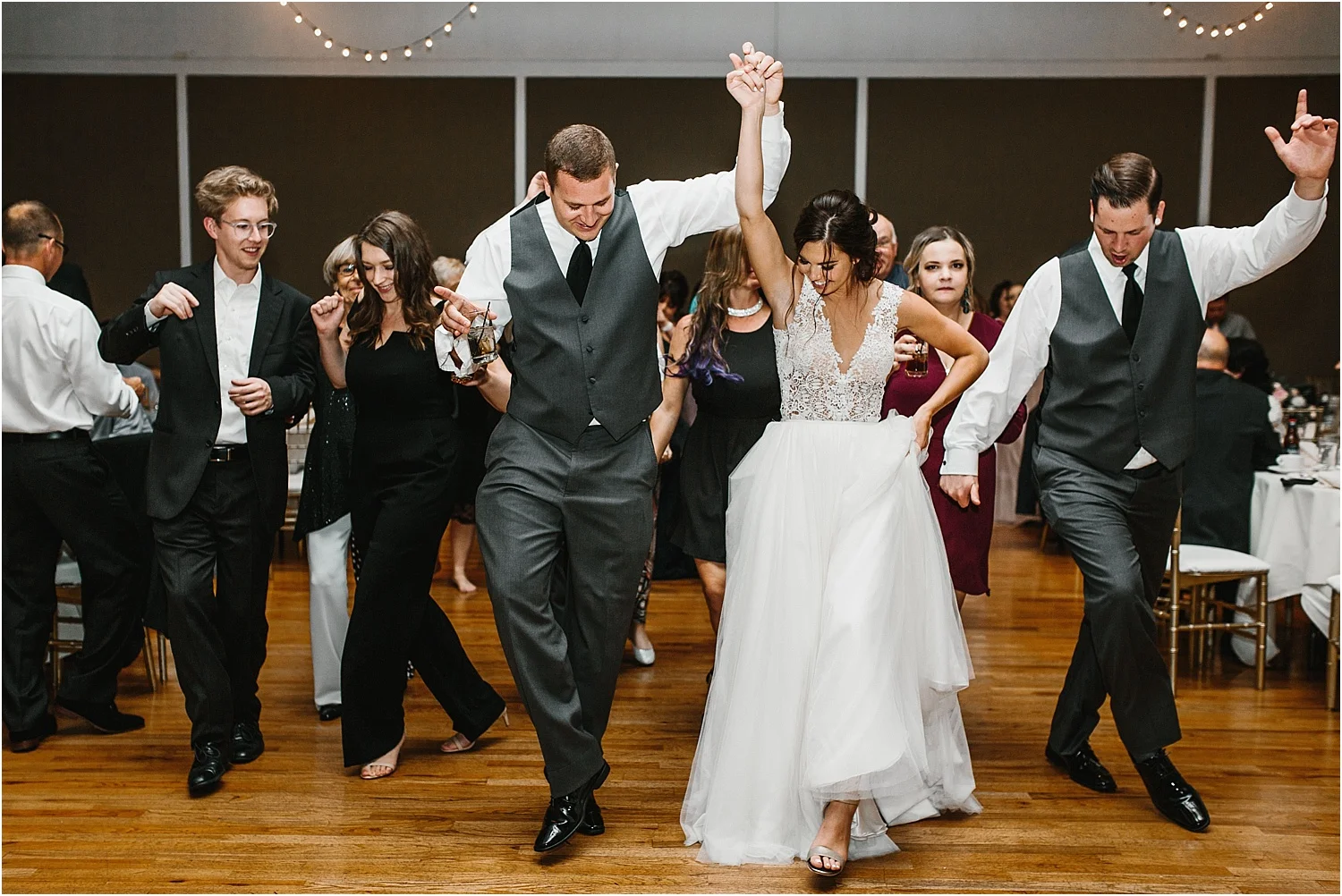 Metropolis Ballroom Wedding_0164.jpg