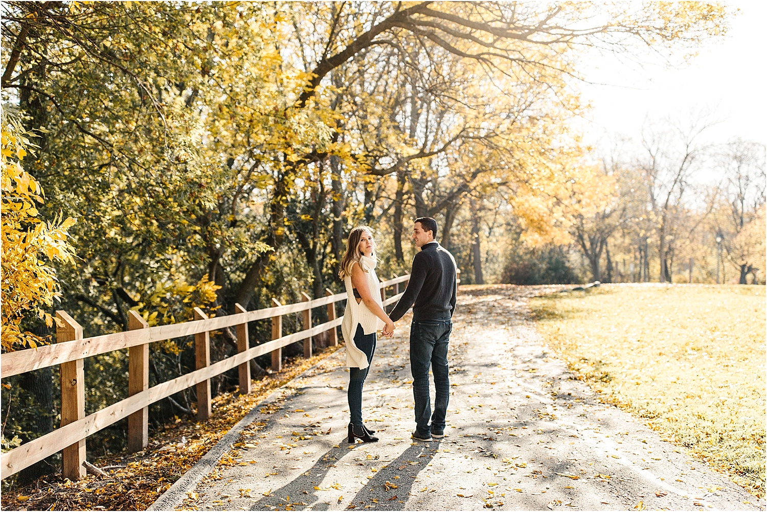 Milwaukee Engagement Session Lake Park_0010.jpg