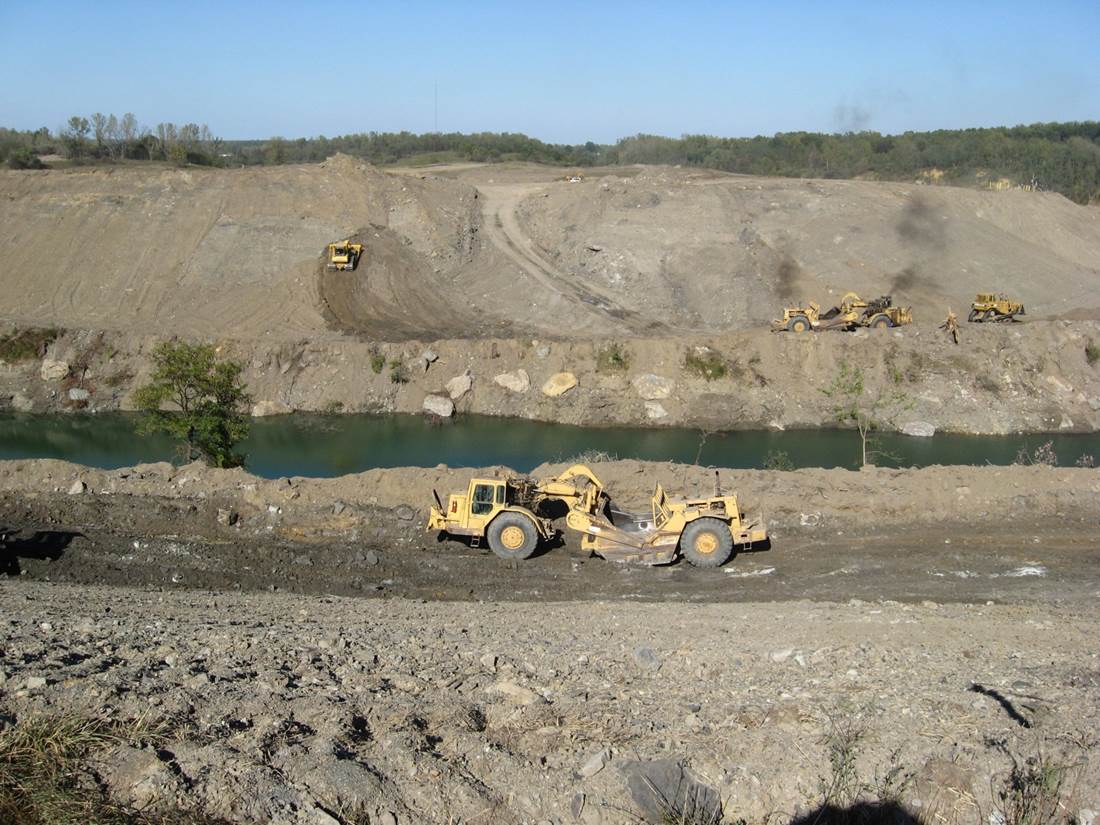 ALCOA Y-Pit Mining (4).jpg