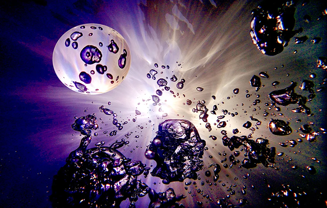 SPHERE 821 V4 11X7 WEB.jpg