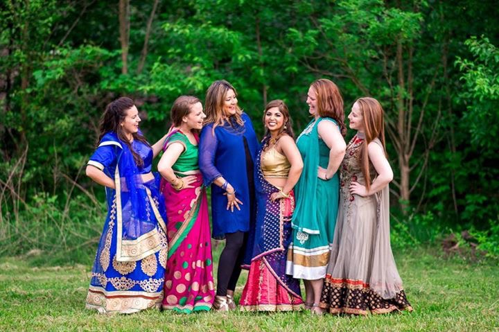 Sonya and her bridal party. Photo credit: BrookeTysonPhotography.com