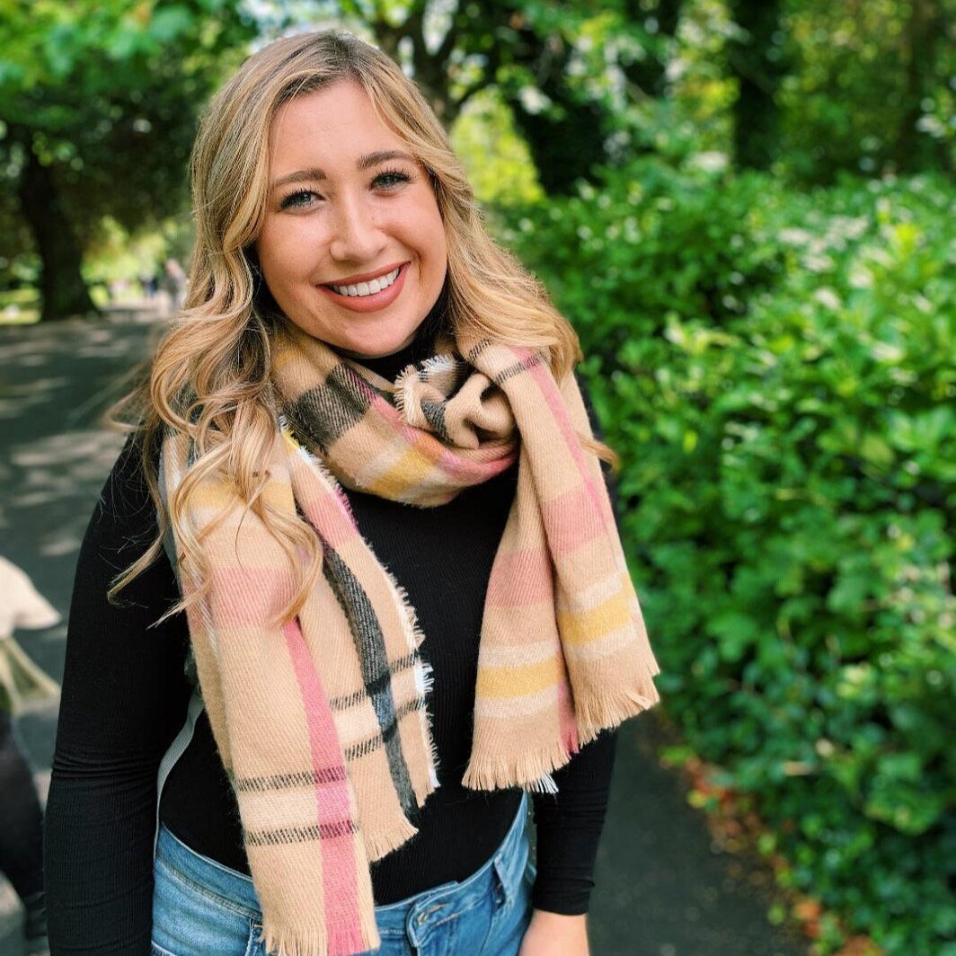 kayleigh roche | Research assistant 2019-