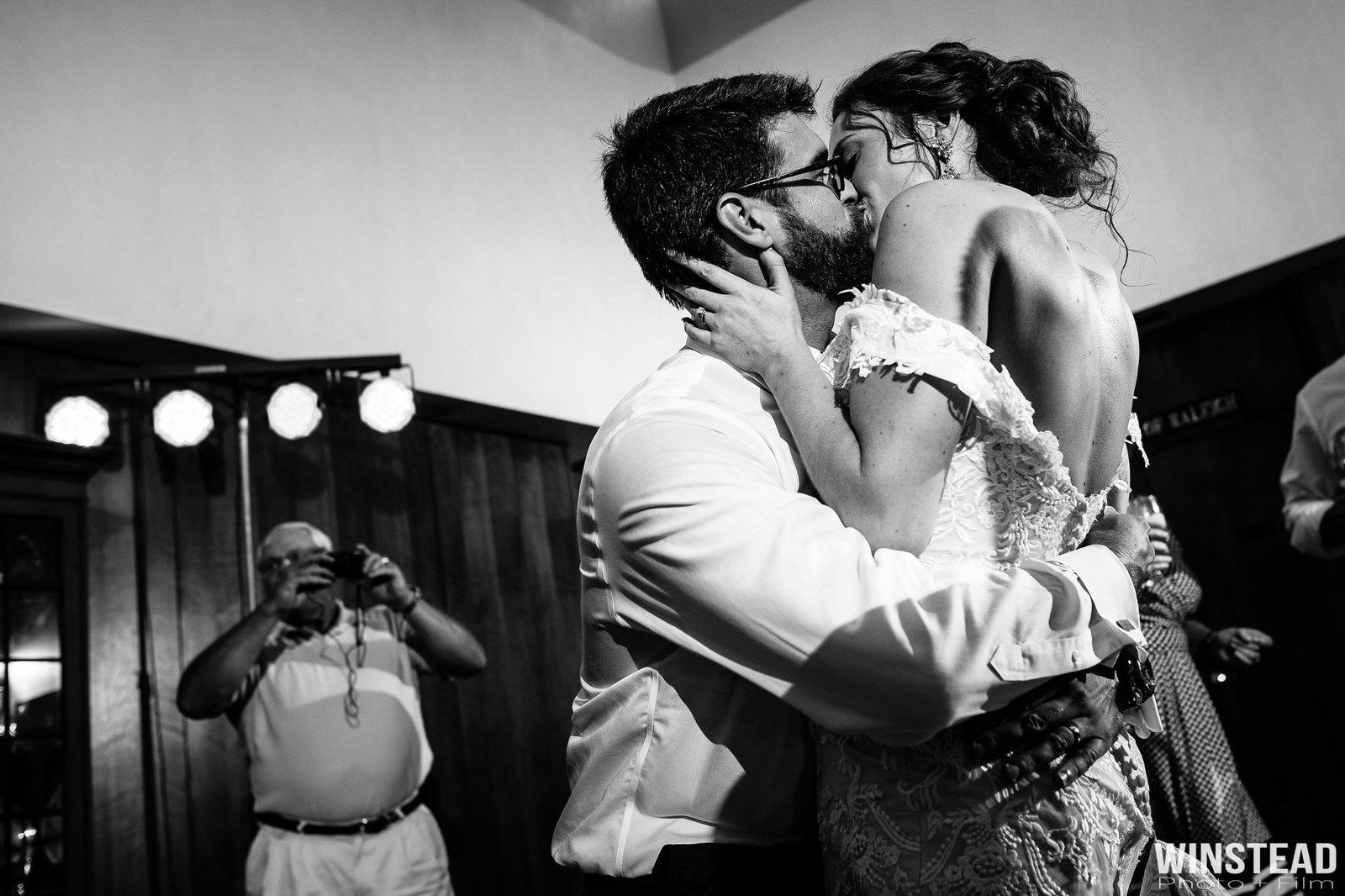 51romantic-first-dance-wedding-photo-raleigh-nc.jpg
