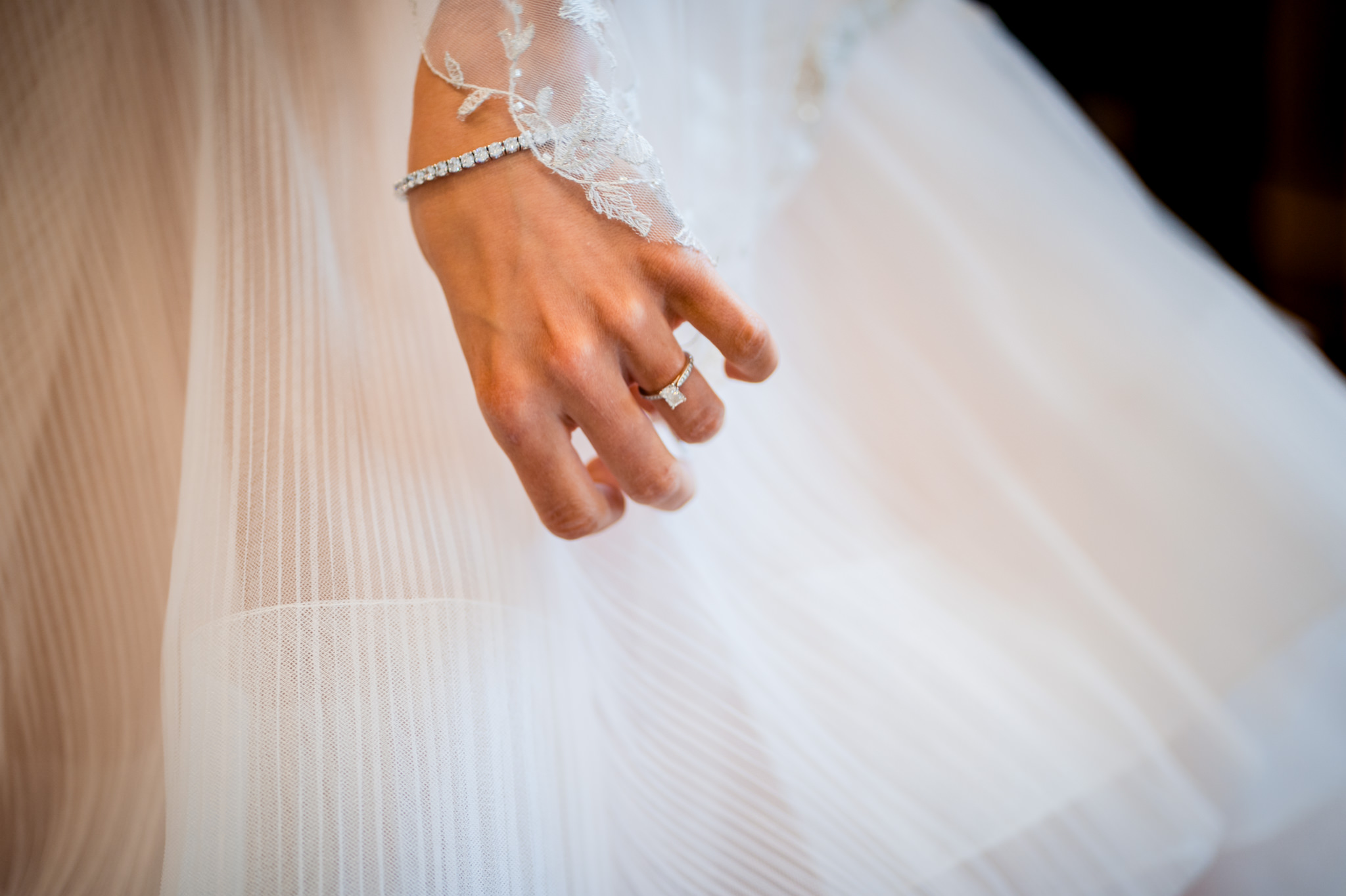 Emily&Ron-Chapel-hill-wedding-barn-21.jpg