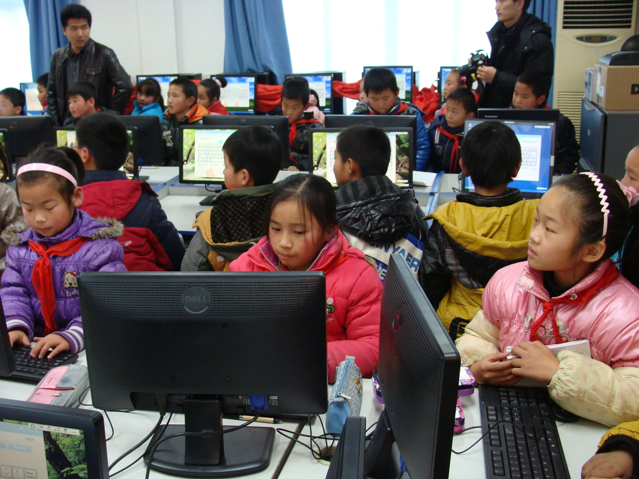 Computer Center for Migrant Workers’ Children