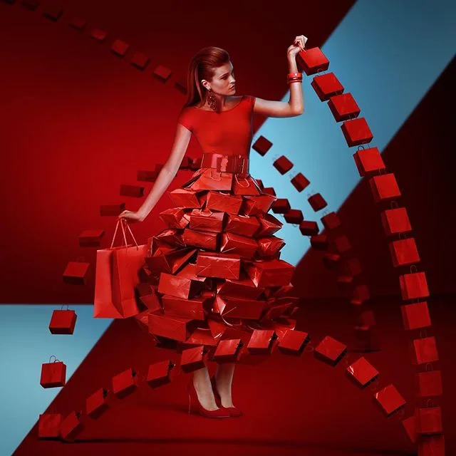 TBT to when @jabemabrey made a dress out of shopping bags! Fun project, great crew! Retouching by @jasonmurphyart 3D by @crazyazn1122 
@chrispinel @kdeidecker@utoka_co
@saltmodel &bull;
&bull;
&bull;
#atlphotographer #justgoshoot #canon #sigma85mmart