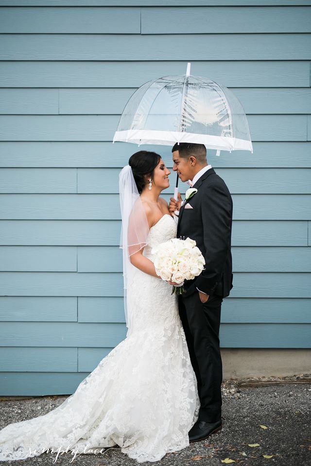 Photo: Simply Lace Photography