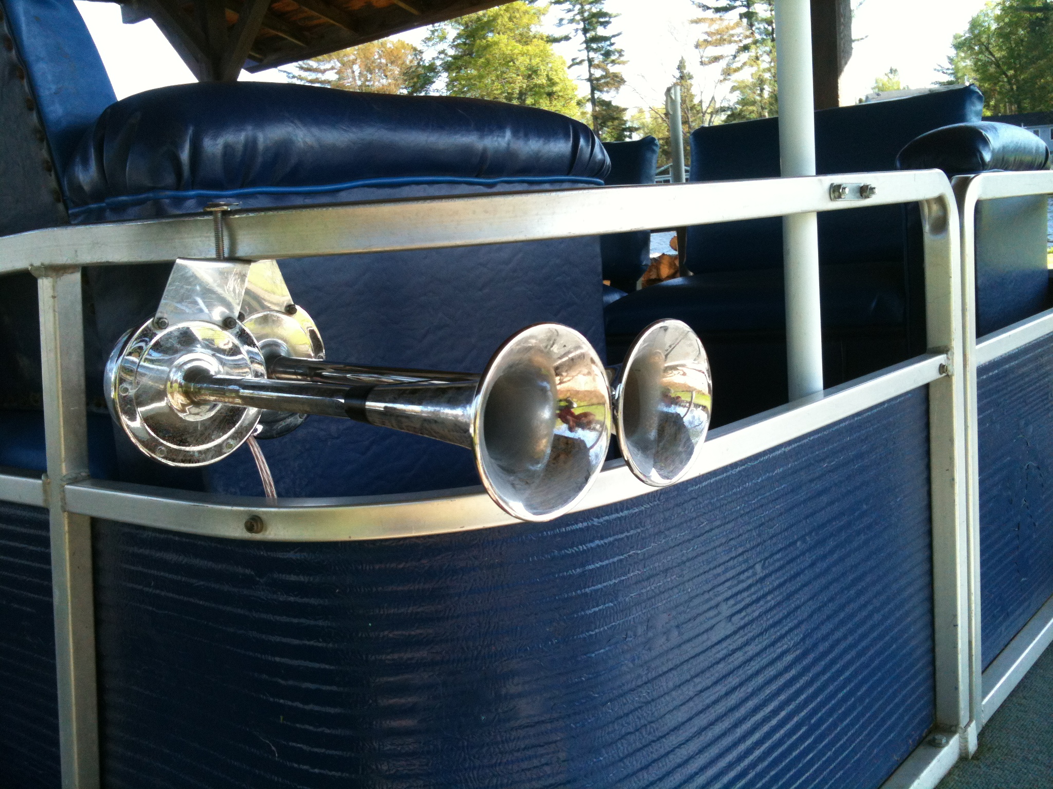 Crowe Lake Cruises