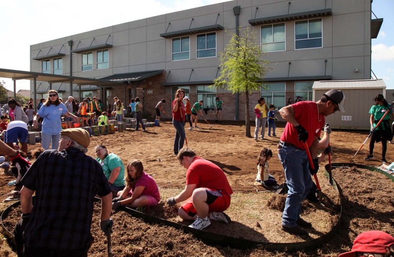 University of Texas, Round Rock ISD partner for garden program