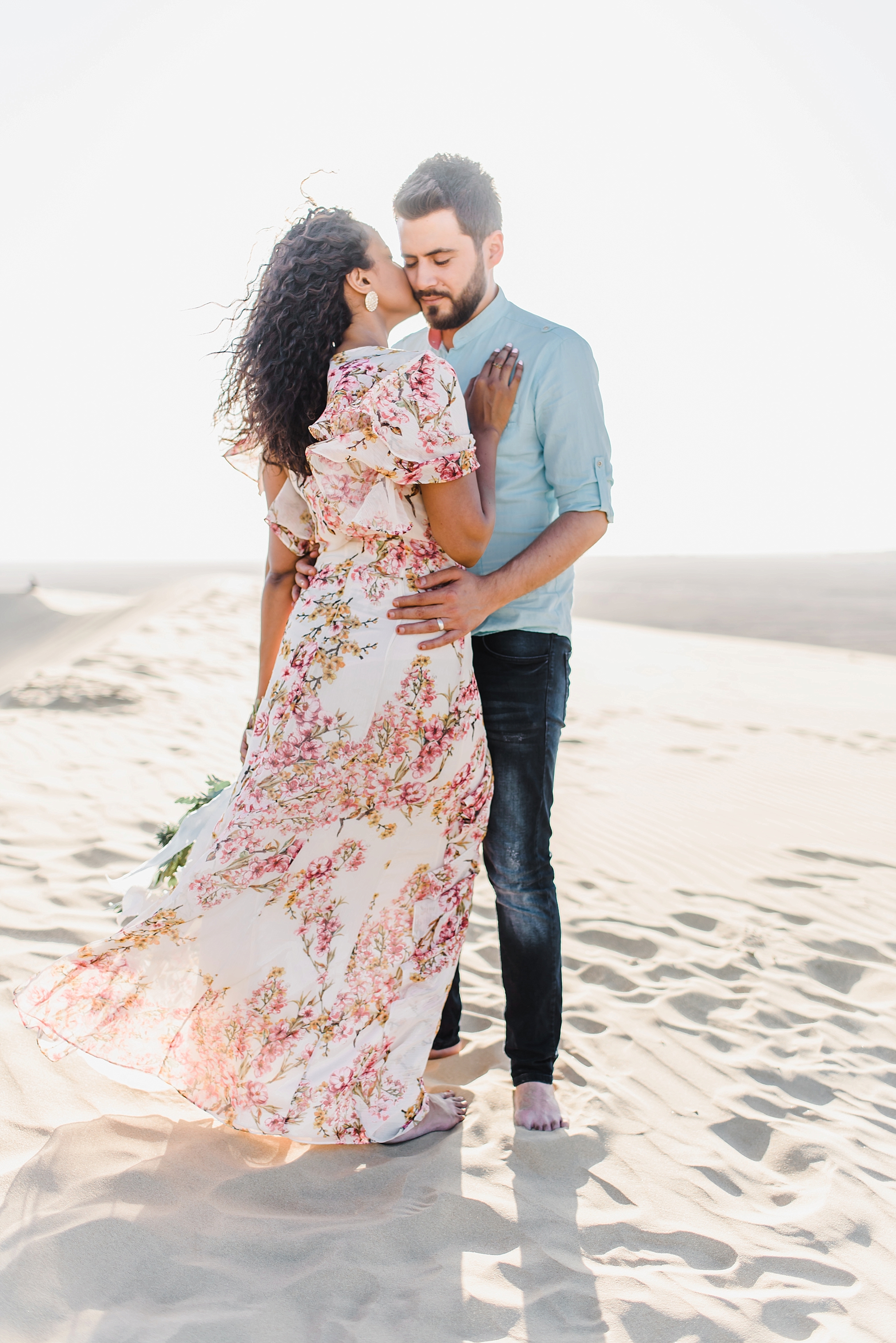 Singing Sand Dunes Desert Love Shoot | Ali and Batoul Photography_0024.jpg