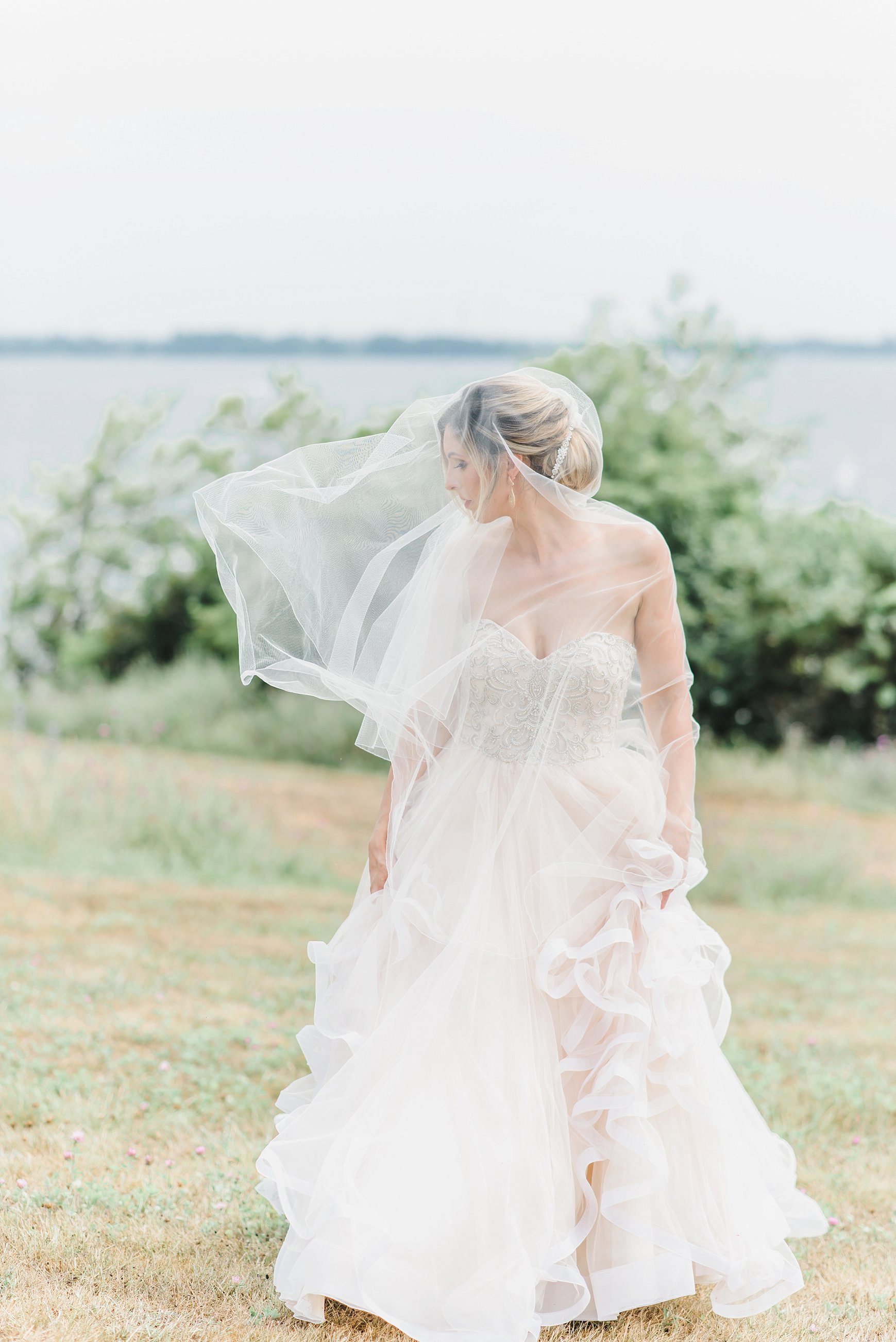 light airy indie fine art ottawa wedding photographer | Ali and Batoul Photography_0171.jpg