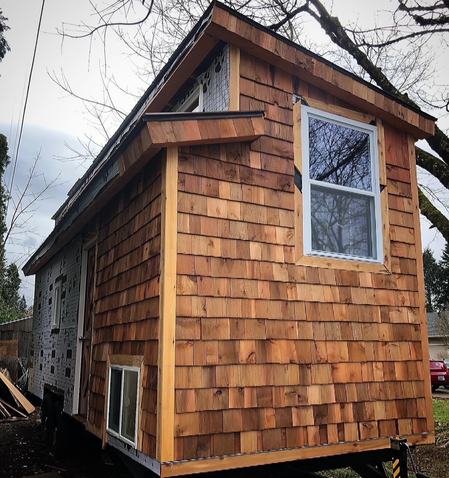 More cedar shingles went on today as the home is really beginning to take its skin. 

#tinyhouse #tinyhome #diy #cedarshakes #buildyourownhome