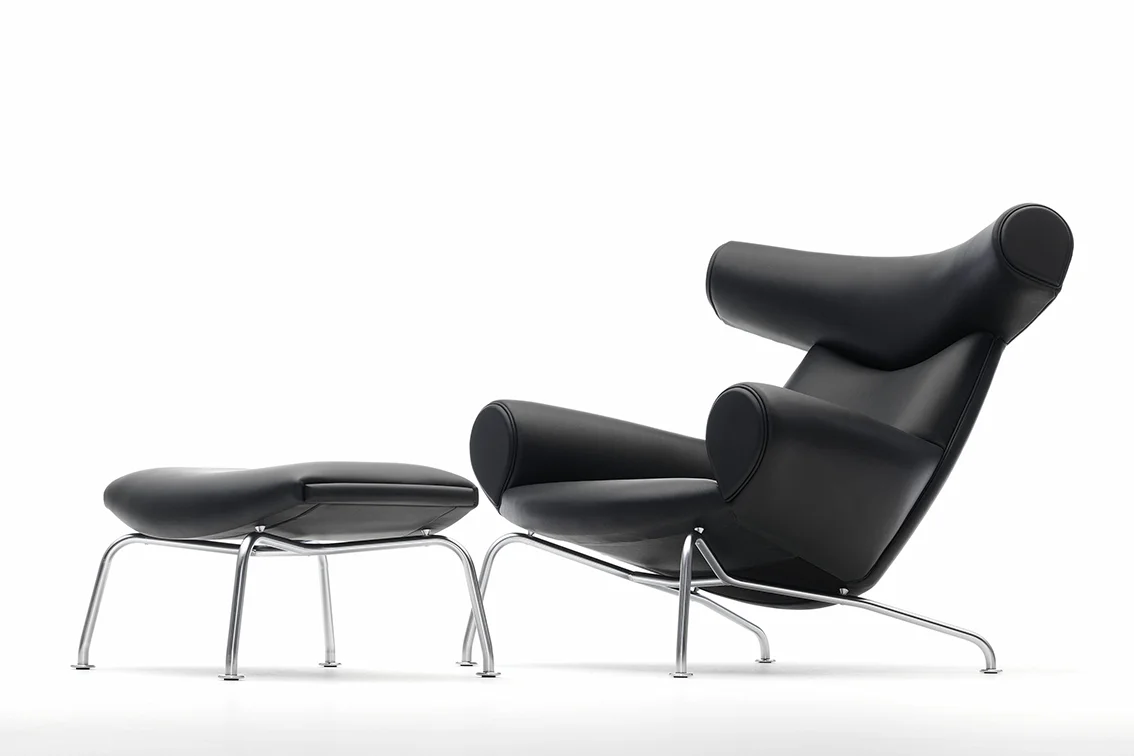 Erik Jorgensen_Ox Chair_Black_2_FAIR.jpg