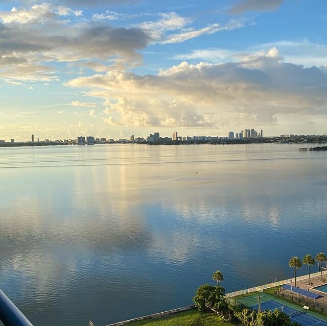 Good morning! Beating to the light of this beautiful Monday morning! #momentslikethis #stillwaters #grinddontstop #capturingmoments #miami #spring2020 #justiceforrashardbrooks #justiceforgeorgefloyd #justiceforbreonnataylor #justiceforahmaudarbery