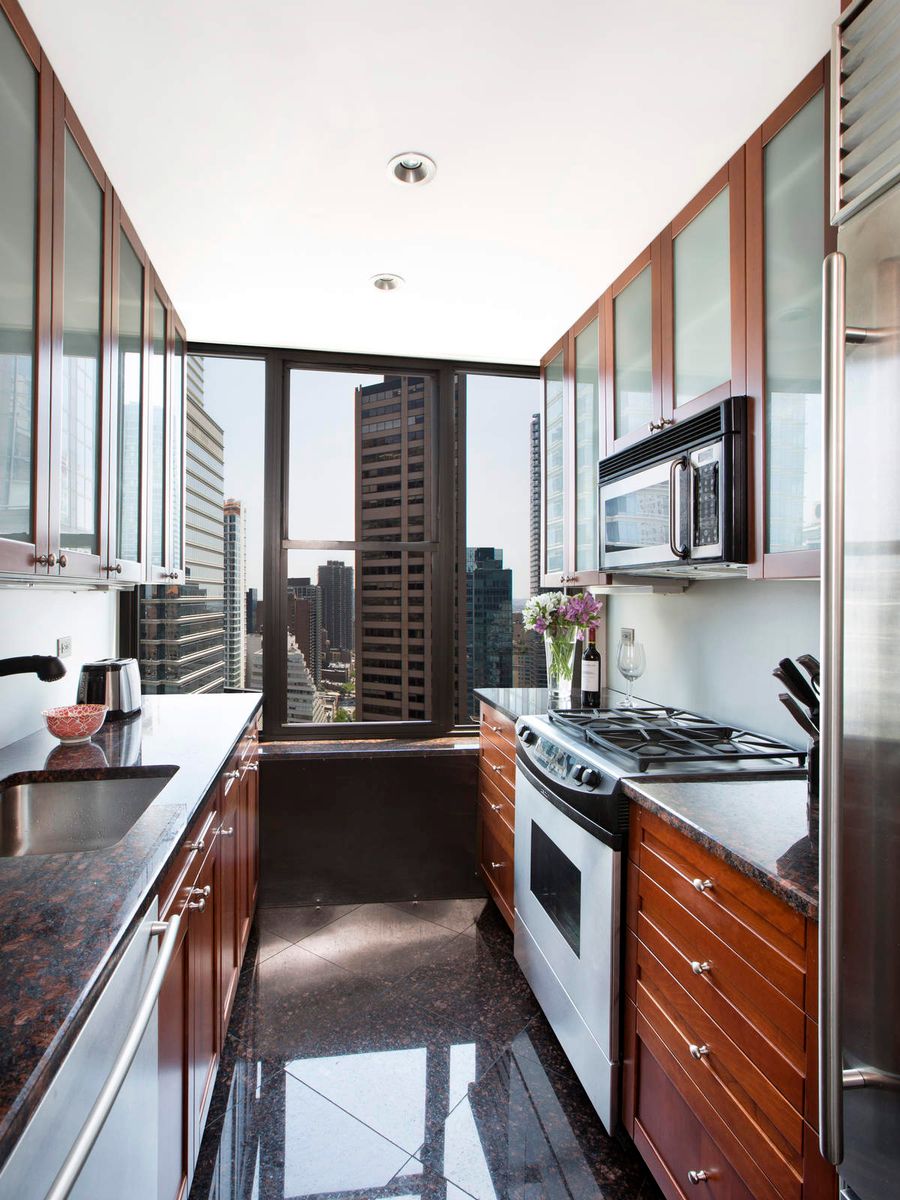 Martine Capdevielle_Luxury Real Estate NYC_117 EAST 57TH STREET APT 34h12.jpg