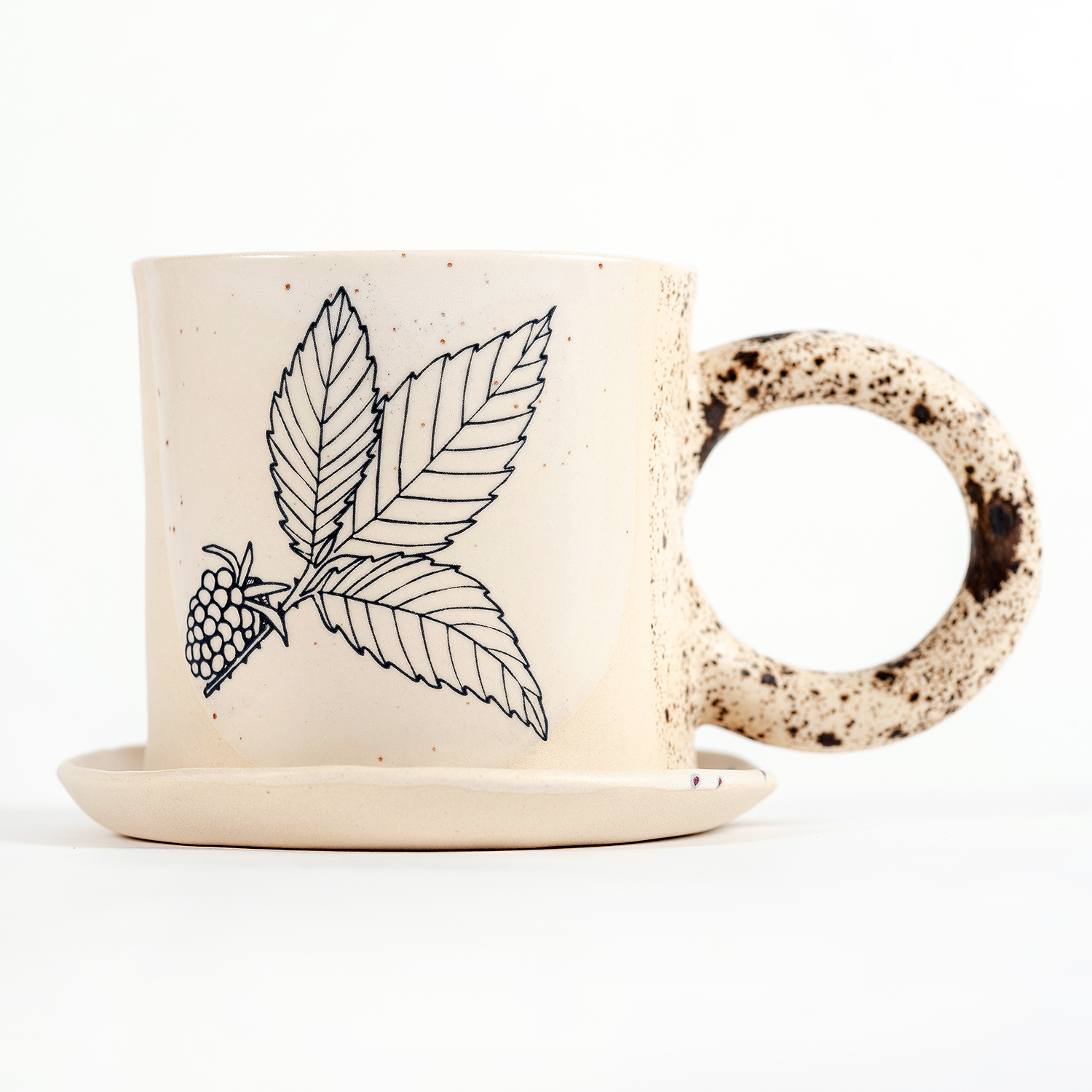 terraluna_mug1_plate.png