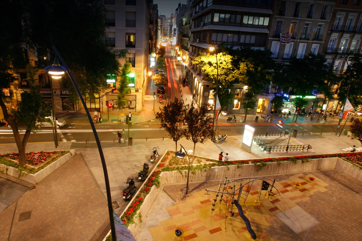 PLAZA DE TIRSO DE MOLINA, MADRID