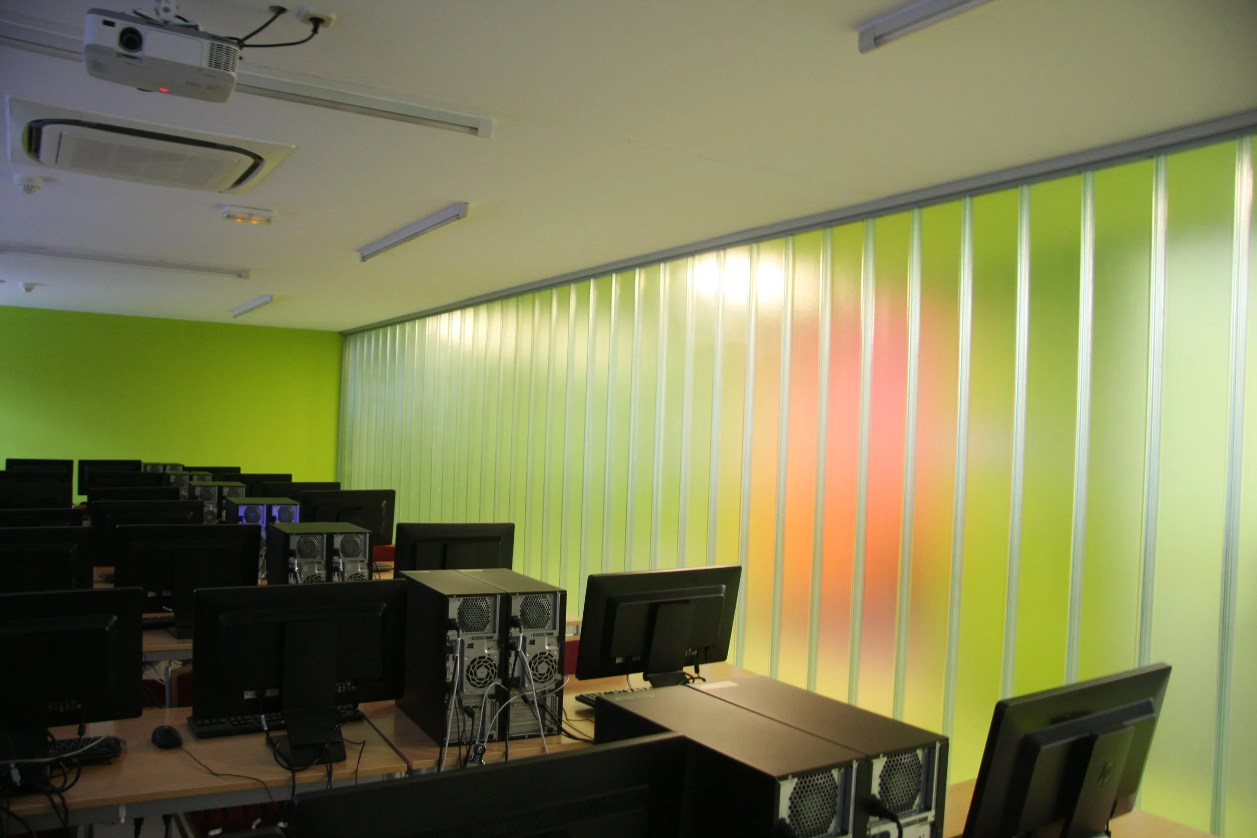 Aulario ESNE 022.JPG