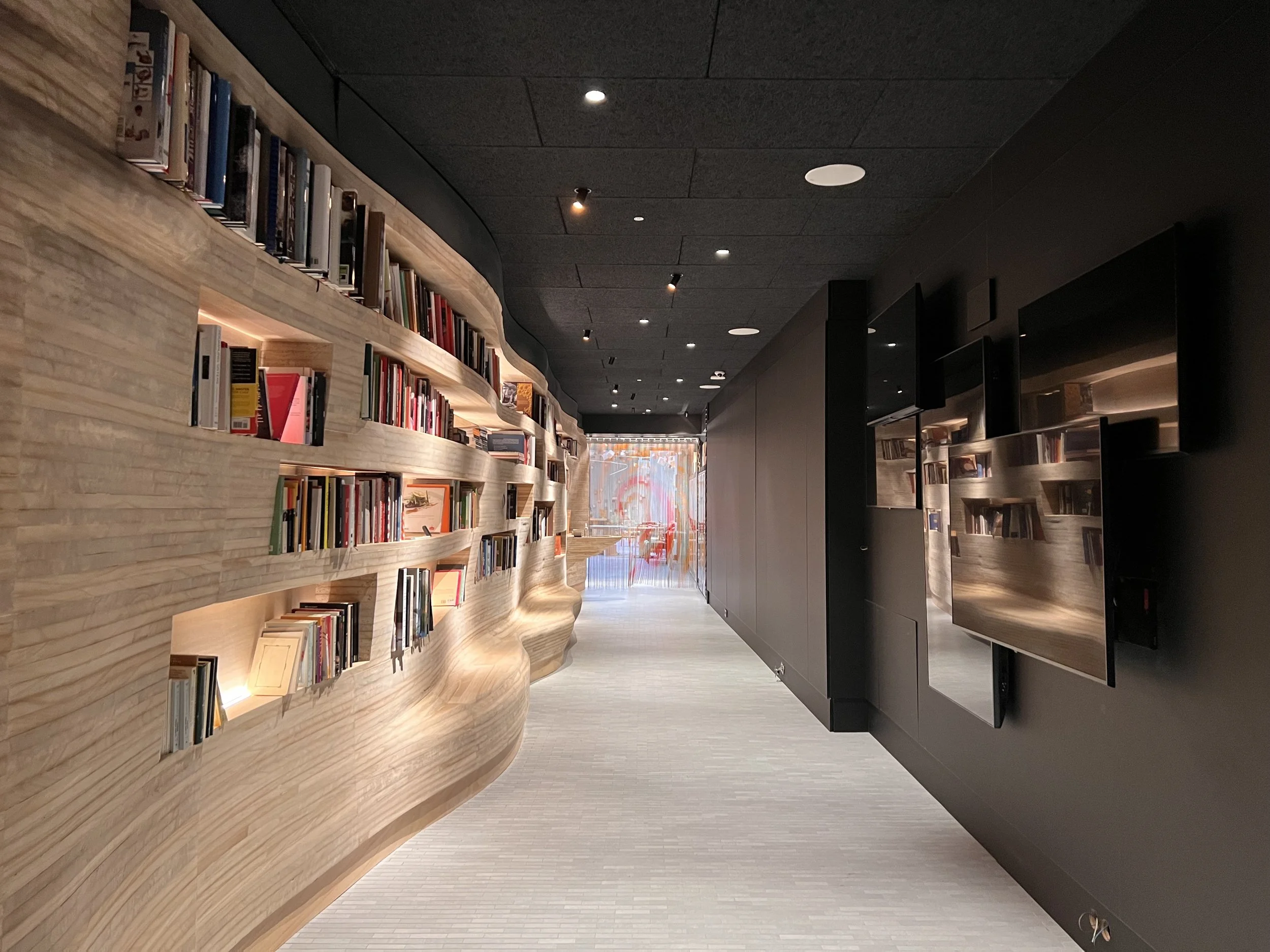 OMERAKI. by Alberto Chicote . Madrid