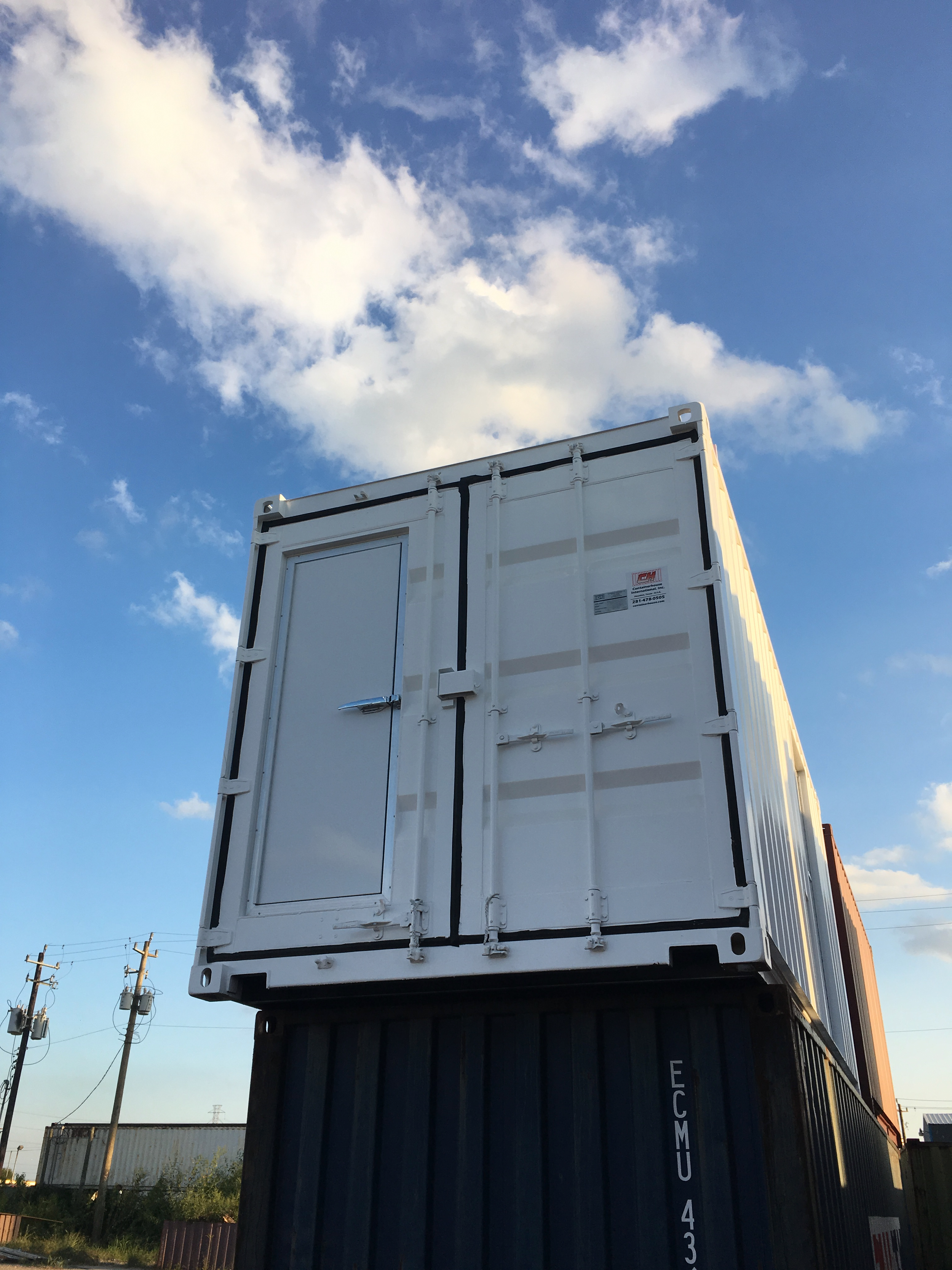 Tidalwave door-in-door