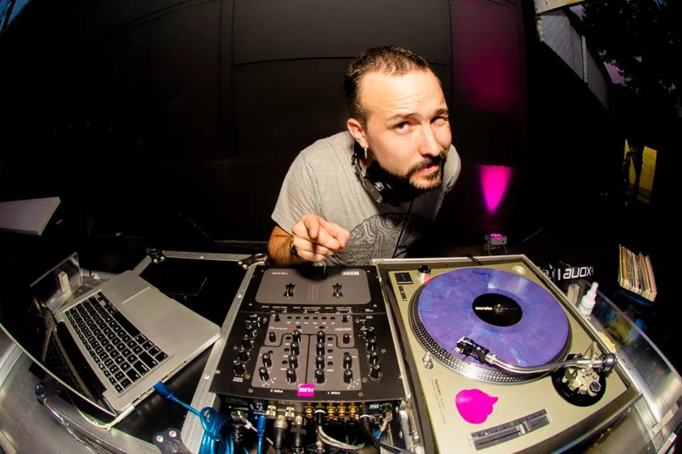 DJSetattheContemporary.jpg