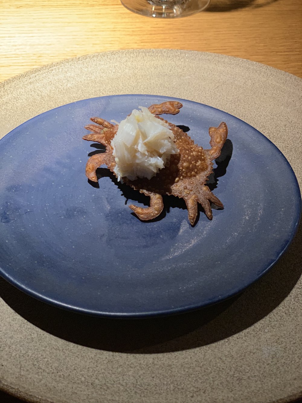  Boiled Danish brown crab on a flatbread of malted barley. In the frying process, the flatbread puffs up and is filled with a ragu made with the head of the crab. Learned this technique when in Mexico. 