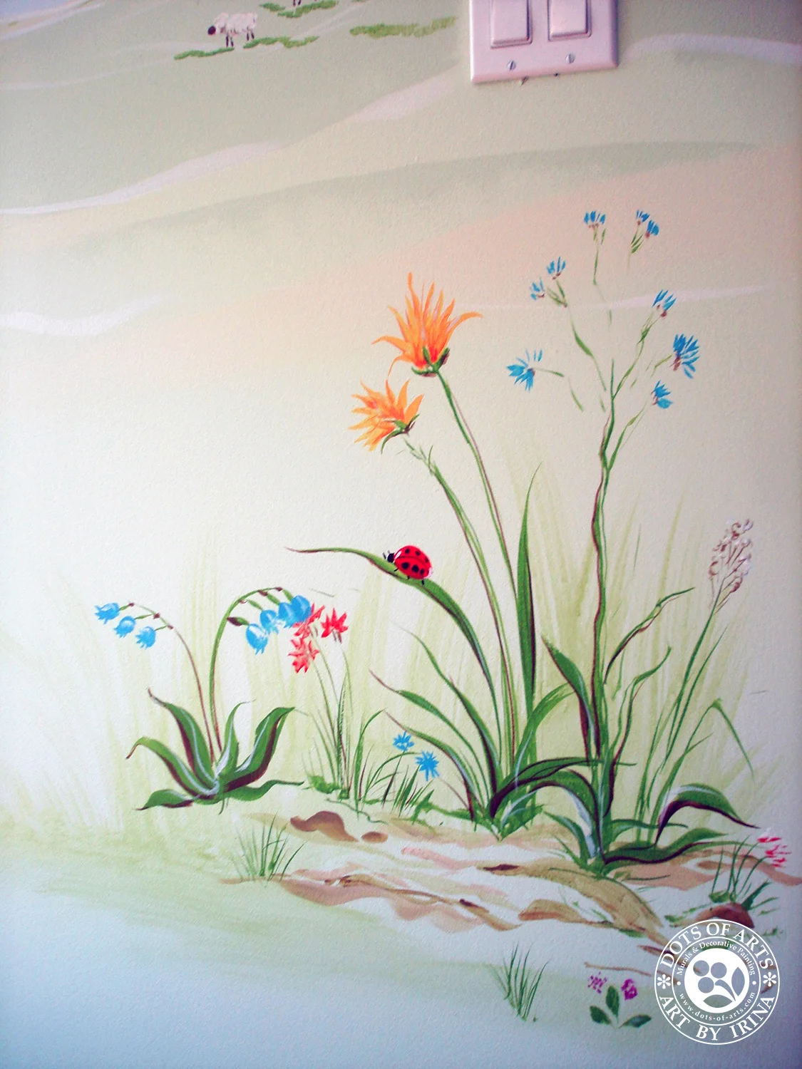 mural-custom-baby-room-farm-theme-clouds-wild-flowers-dots-of-arts-labybug.jpg
