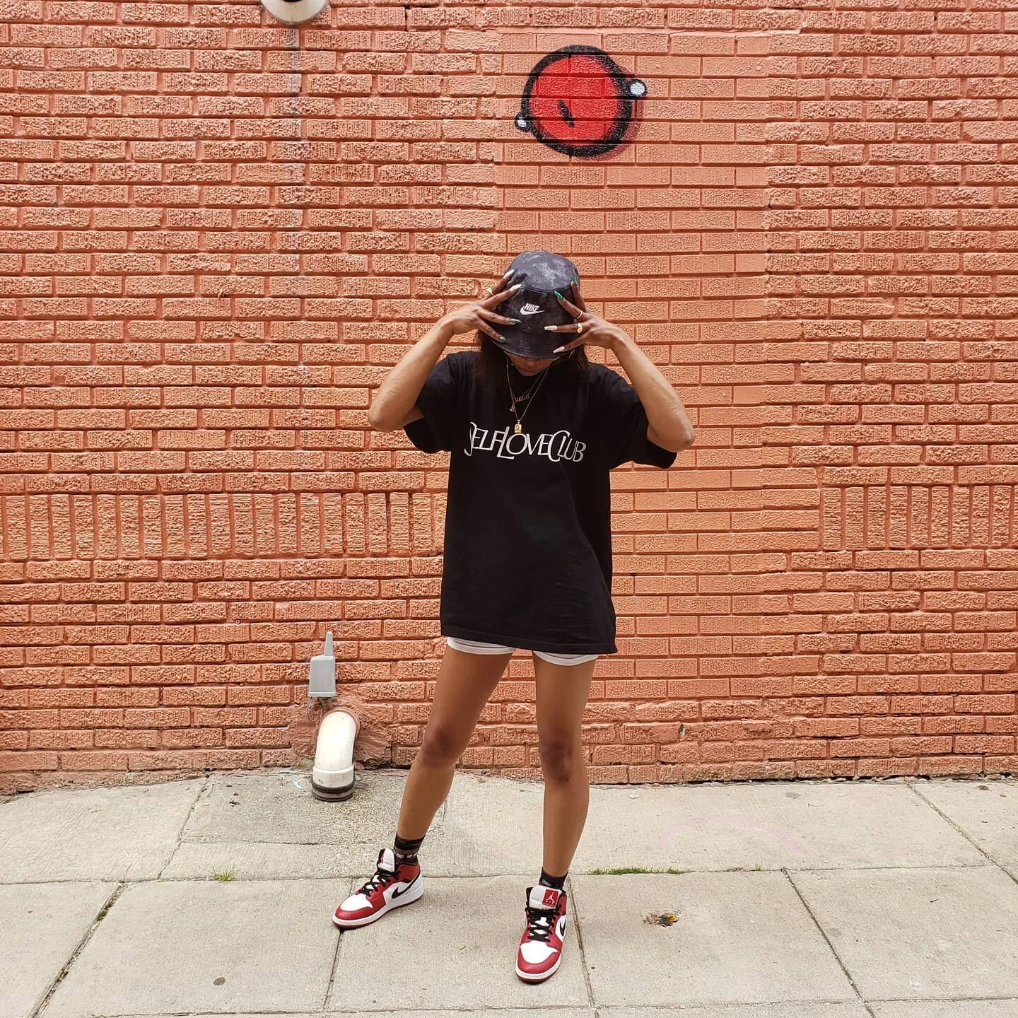 🔴