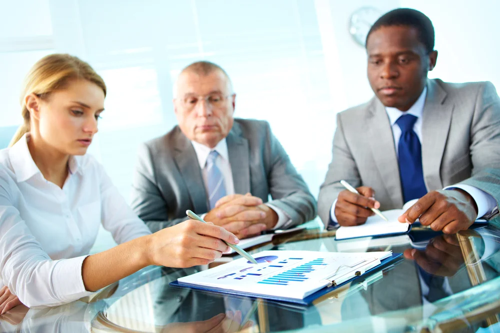 With U.S. Economy Improving, Yellen Pushes for Interest Rate Increase