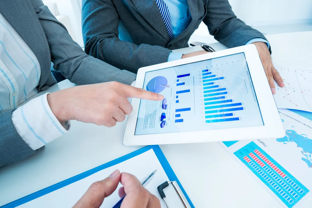 Here are Some Stocks to Own and to Avoid with Looming Interest Rate Hikes