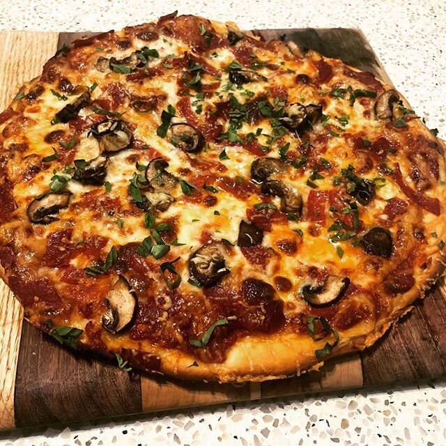 Homemade pizza, take two.